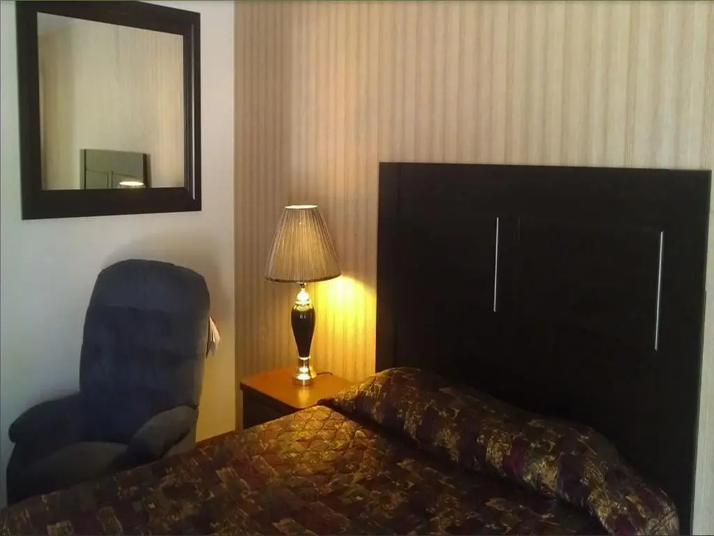 Junction Inn 10
